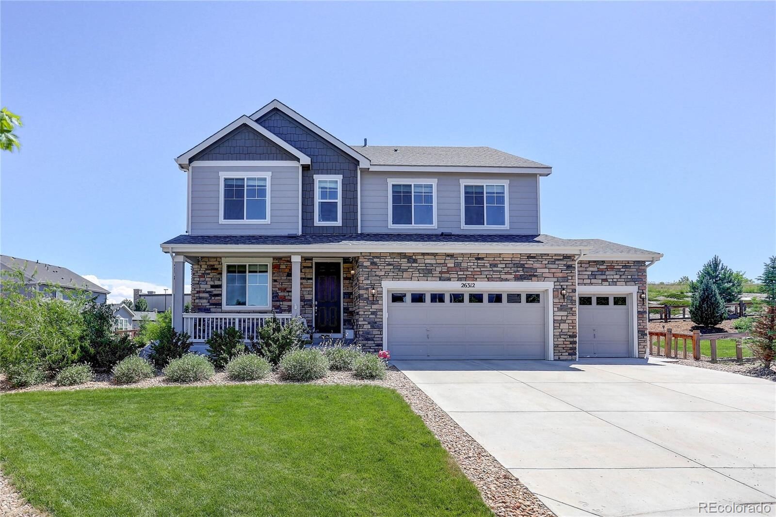 Property Photo:  26312 E Glasgow Place  CO 80016 