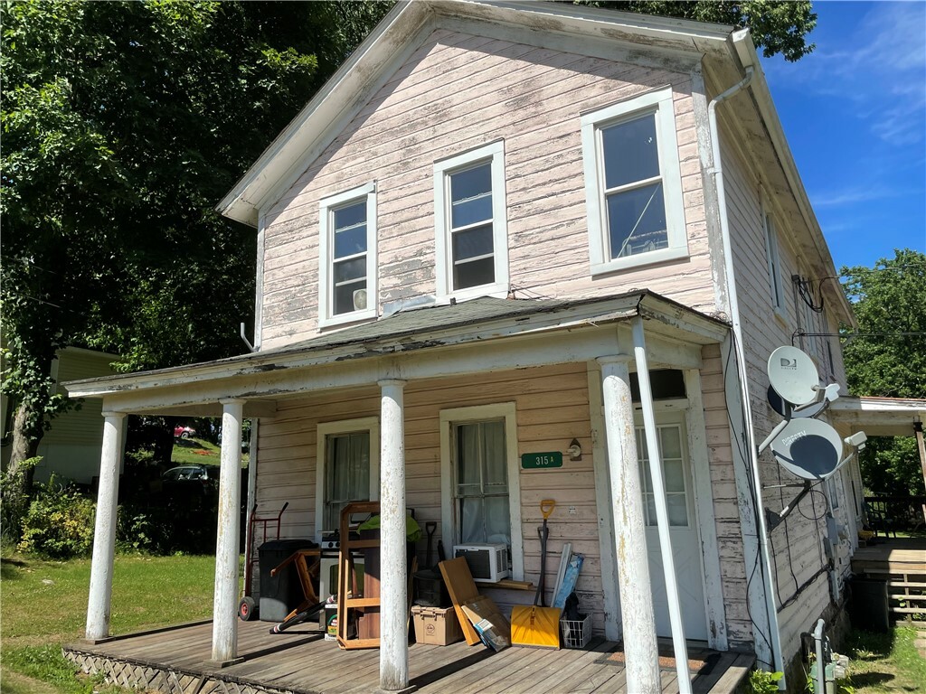 Property Photo: 315 S Jackson Ave PA 16049
