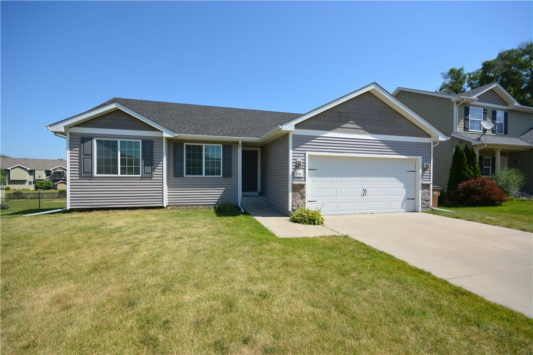 Property Photo:  5141 NW 59th Avenue  IA 50131 