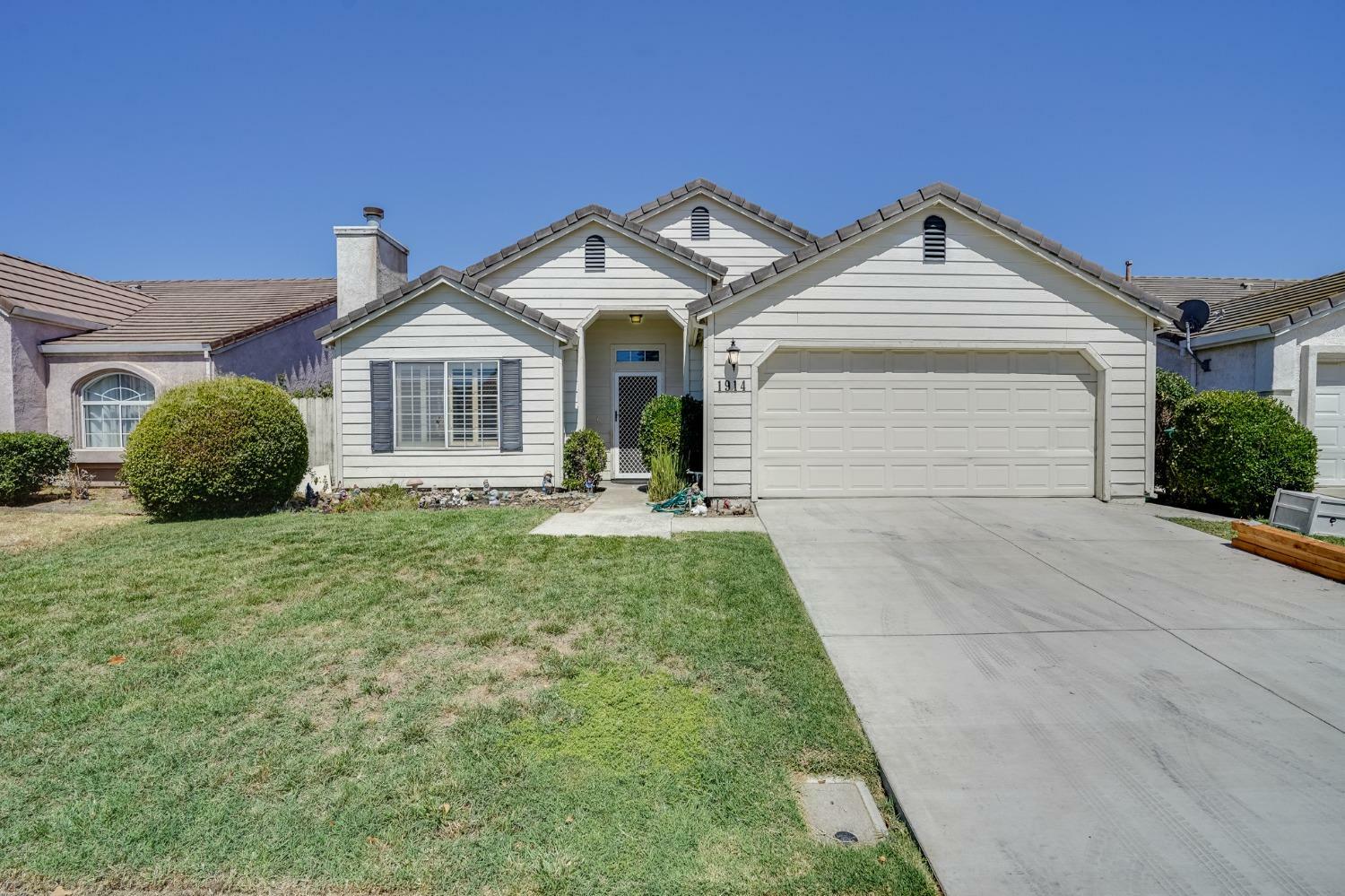 Property Photo:  1914 Korbel Ct  CA 95210 