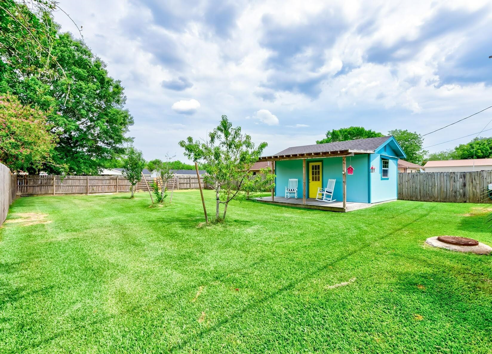 Property Photo:  2338 Earle St  TX 77651 