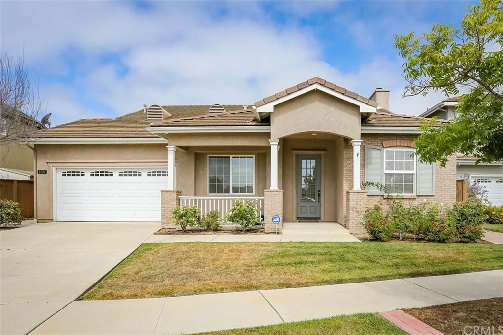 Property Photo:  2737 Taran Court  CA 93455 