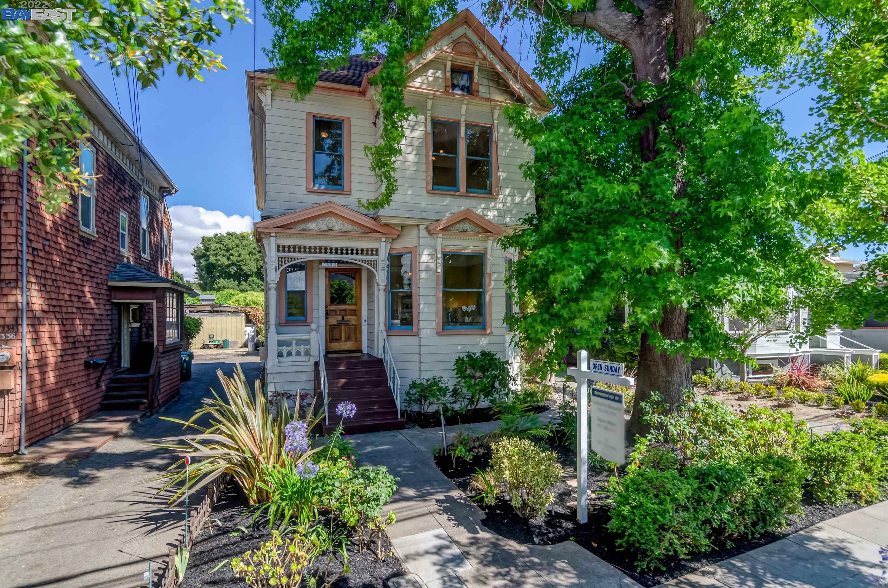 Property Photo:  1332 Versailles Ave  CA 94501 