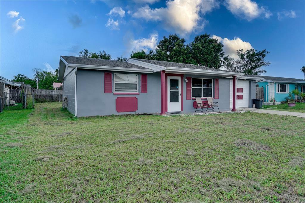 Property Photo:  7340 Castanea Drive  FL 34668 