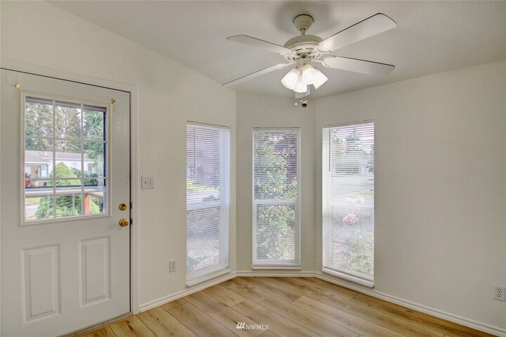 Property Photo:  555 Lupine  WA 98233 