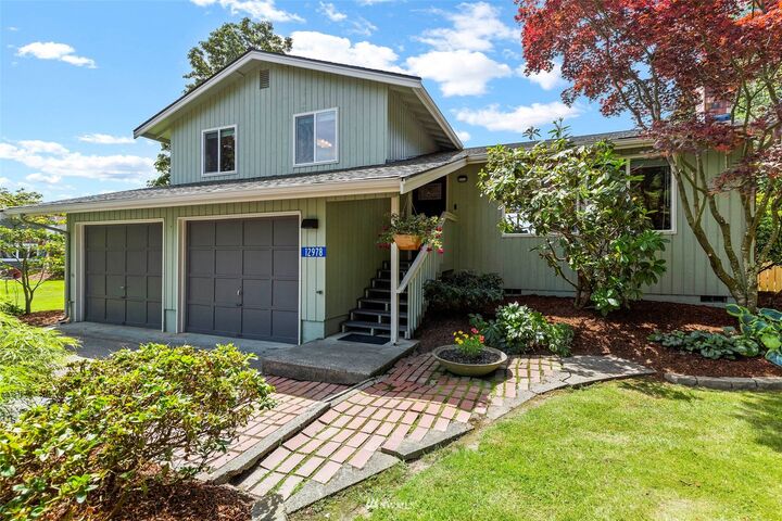 Property Photo:  12978 Eagle Drive  WA 98233 
