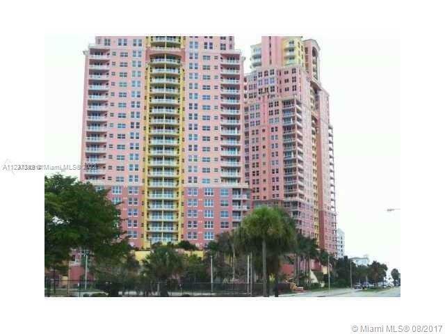Property Photo: 2100 N Ocean Blvd 9E FL 33305