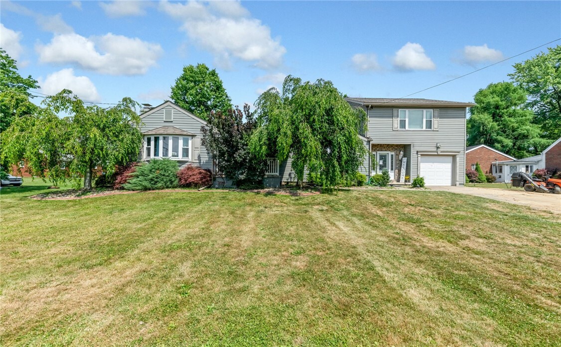 Property Photo: 2912 Rosedale Avenue PA 16105