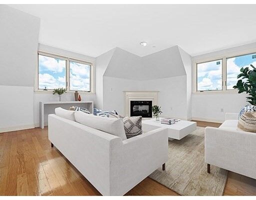 Property Photo:  65 Chelsea Street 404  MA 02129 