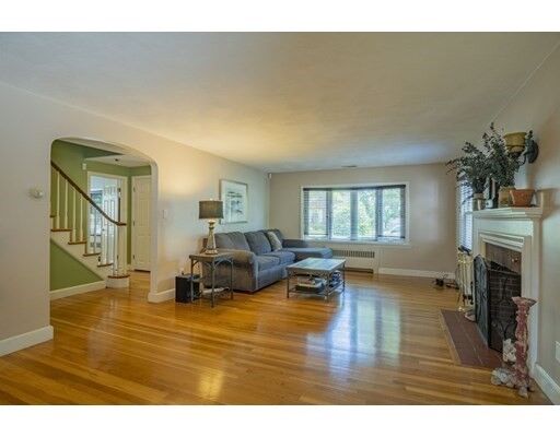 Property Photo: 19 Ashwood Rd MA 01904