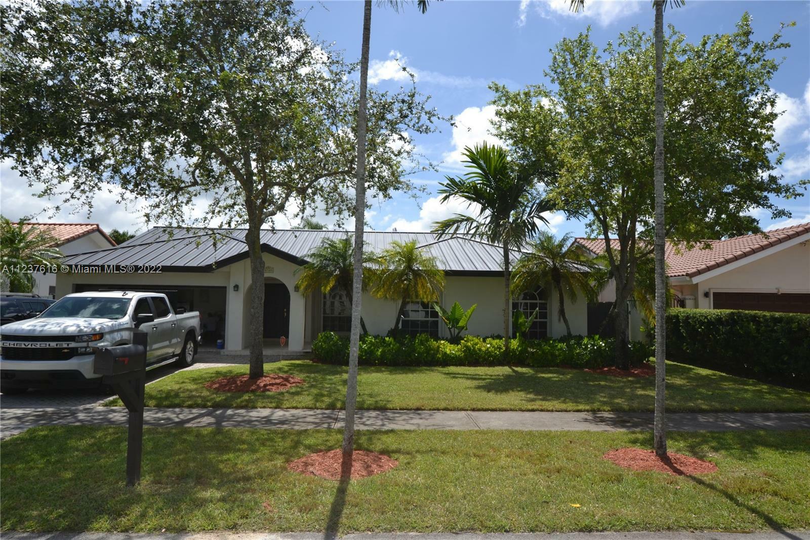 Property Photo:  5785 SW 89th Ave  FL 33173 