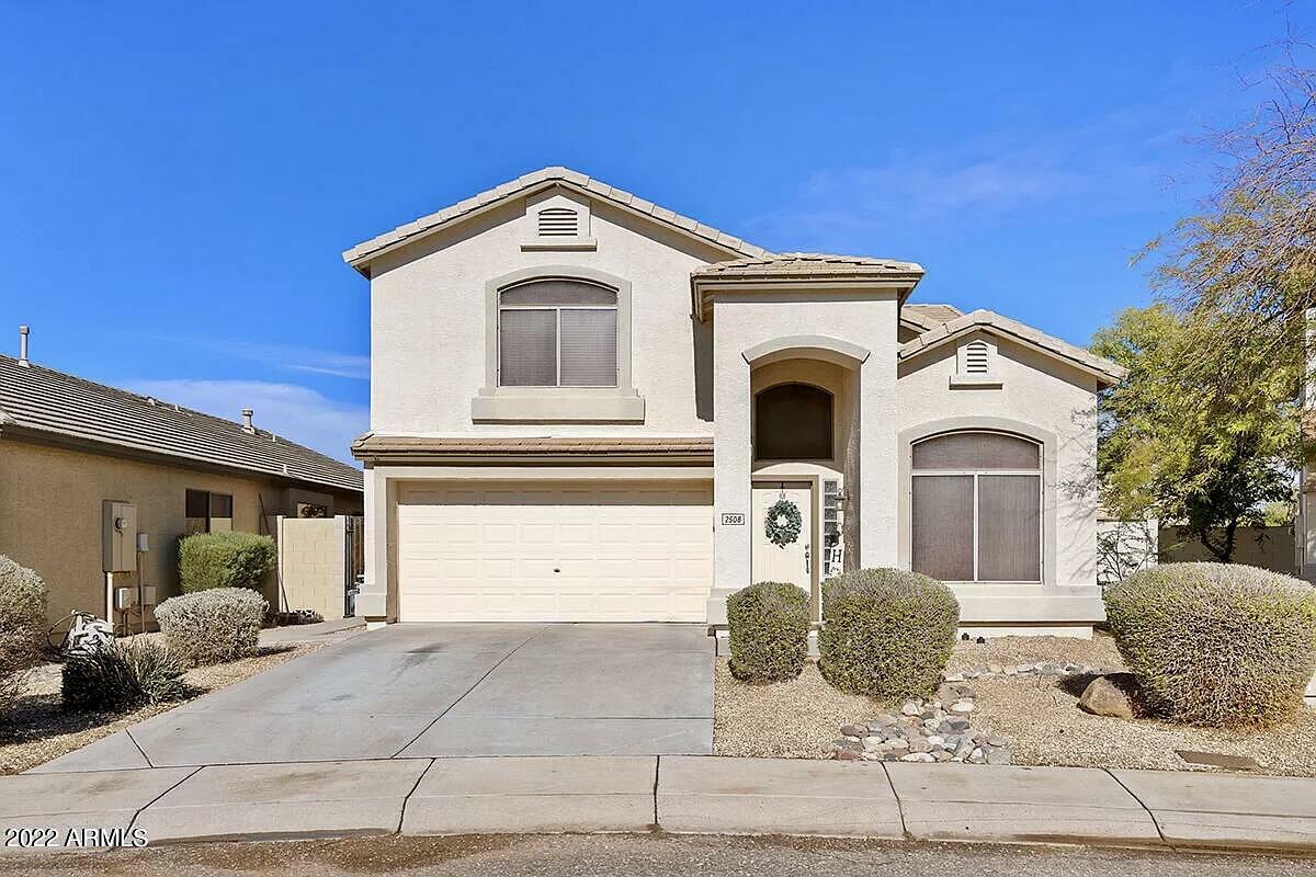Property Photo: 2508 W Hedgehog Place AZ 85085