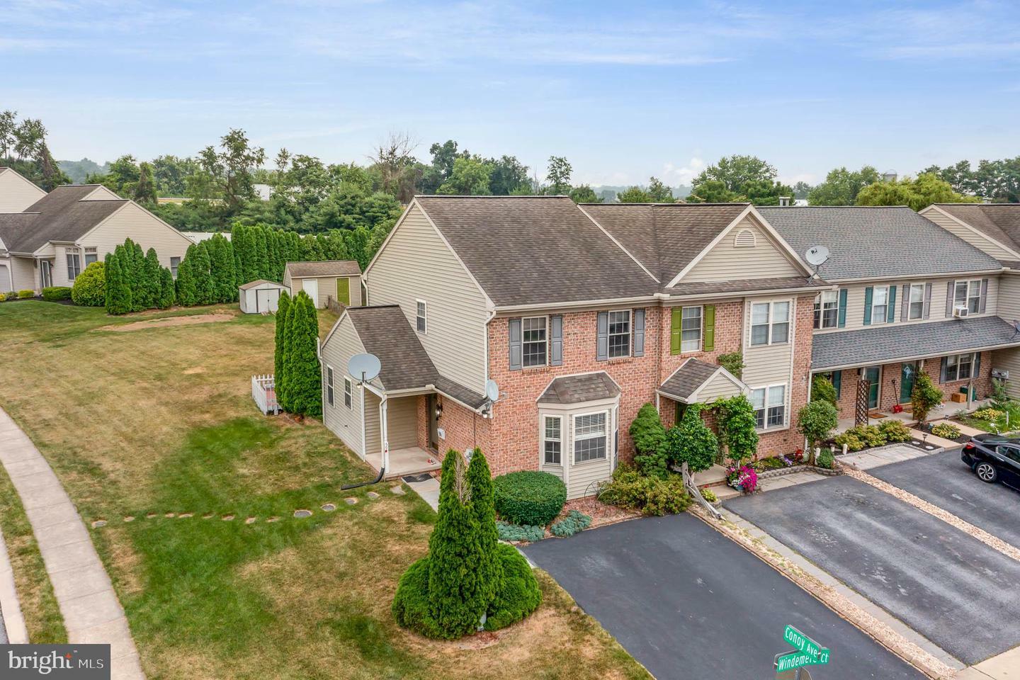 Property Photo: 59 Windemere Court PA 17022