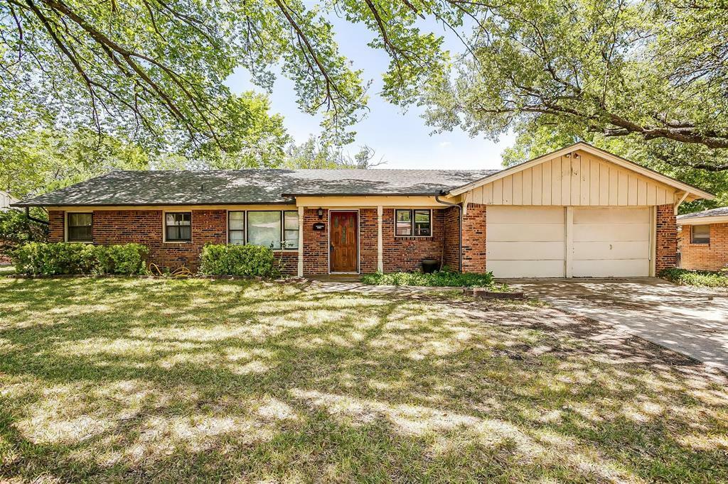 Property Photo:  5804 Winifred Drive  TX 76133 