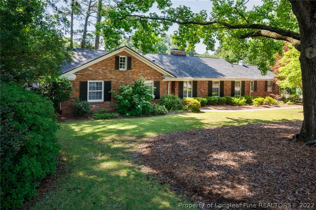 Property Photo:  2315 Mirror Lake Drive  NC 28303 