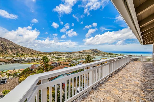 Property Photo: 931 Kaipuhaa Place HI 96825