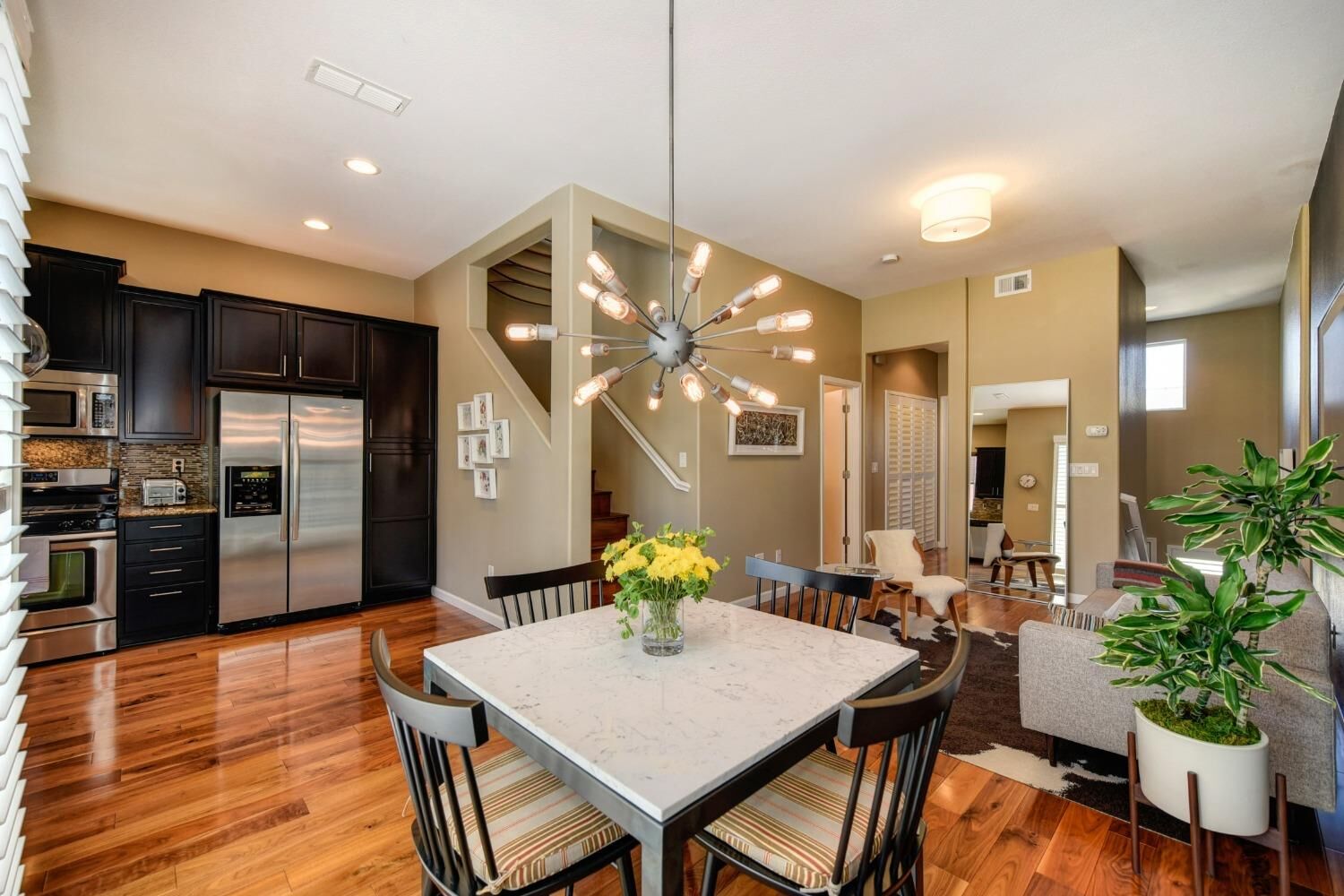 Property Photo: 10864 Wraysbury Way CA 95670