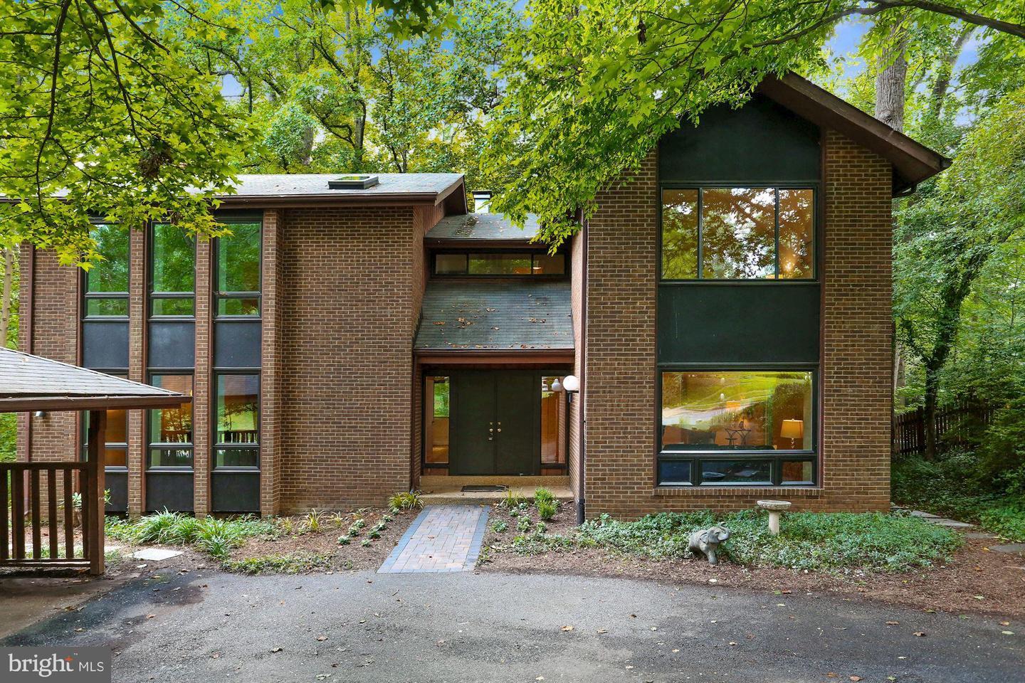 3327 Mantua Drive  Fairfax VA 22031 photo