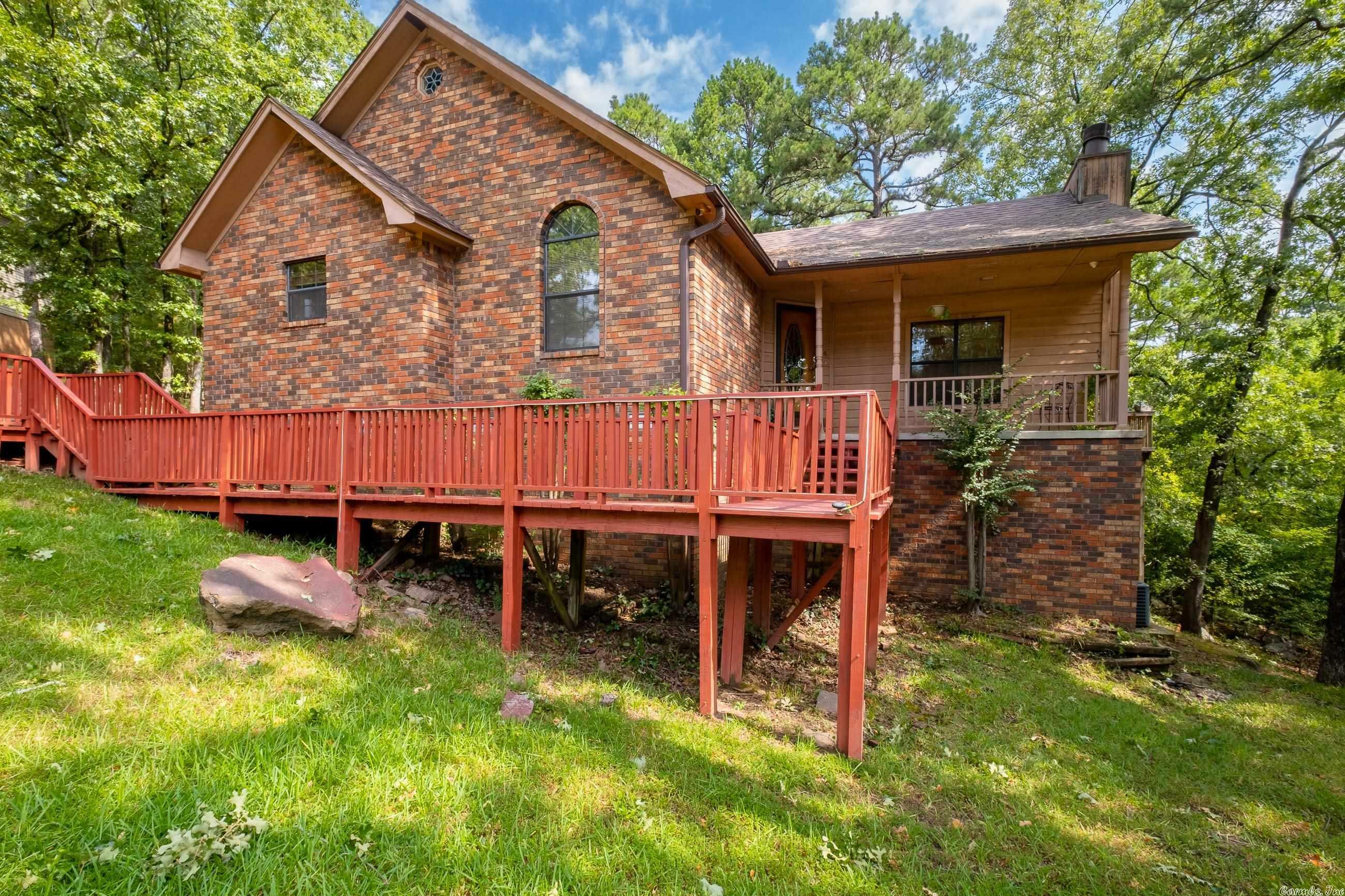 Property Photo:  4 Granite Court  AR 72113 