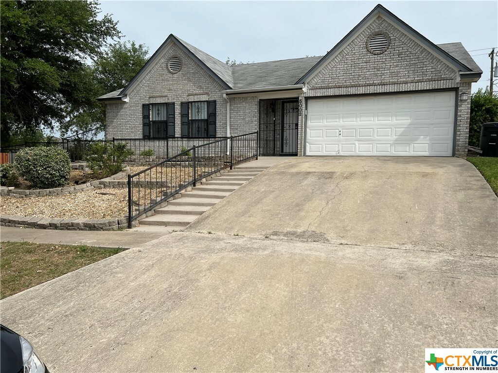 Property Photo:  5008 Parkwood Drive  TX 76542 