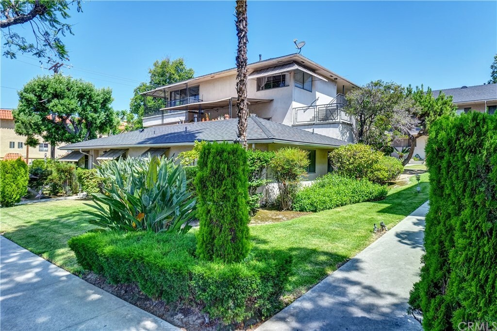 Property Photo: 11507 Broadway 1 CA 90601