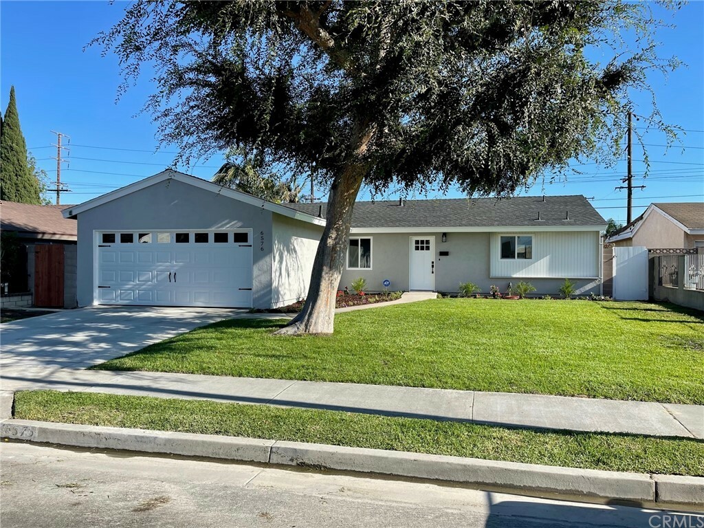 Property Photo:  6576 Sequoia Drive  CA 90620 