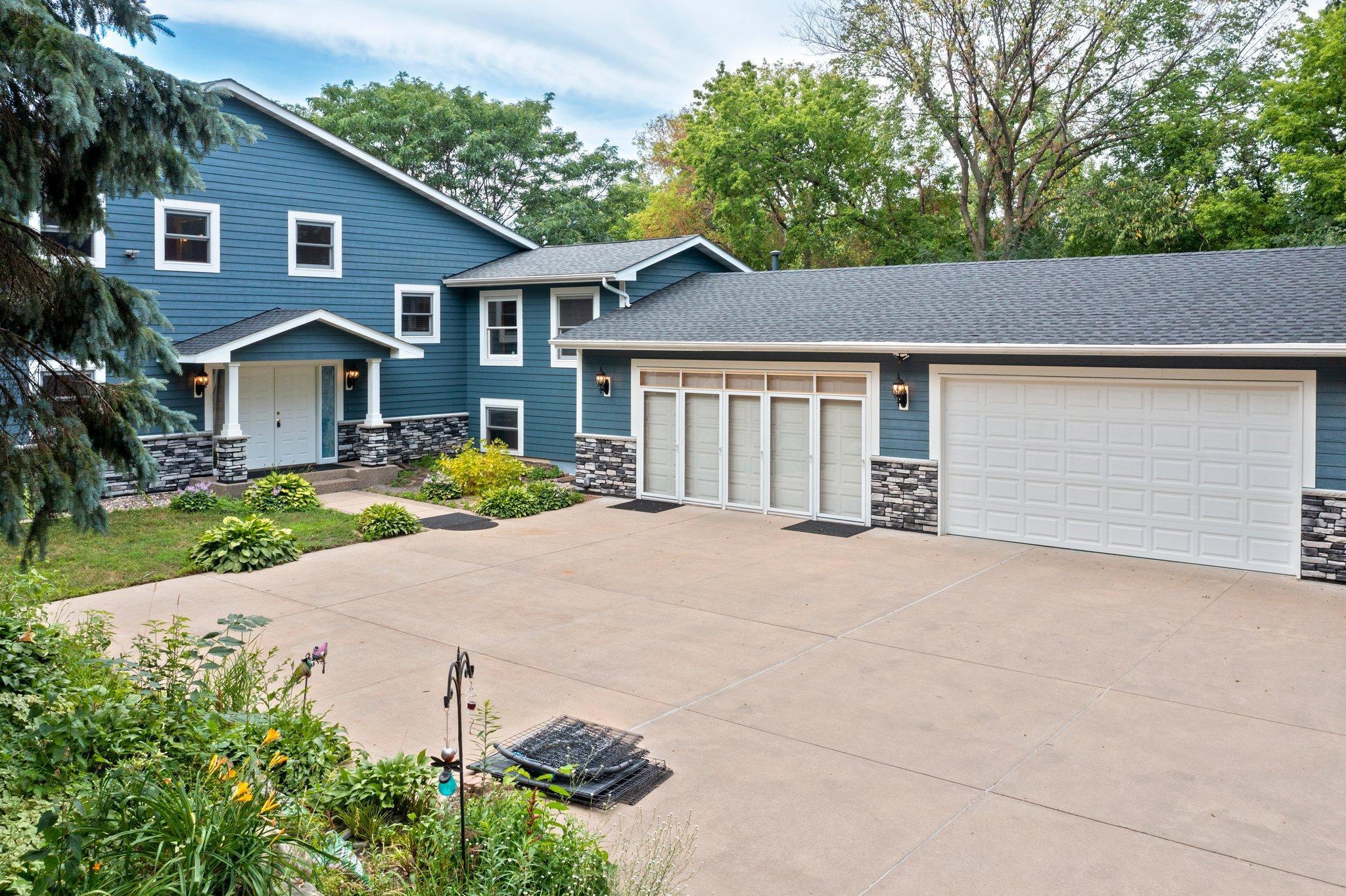 Property Photo: 15366 W Sunrise Circle MN 55347