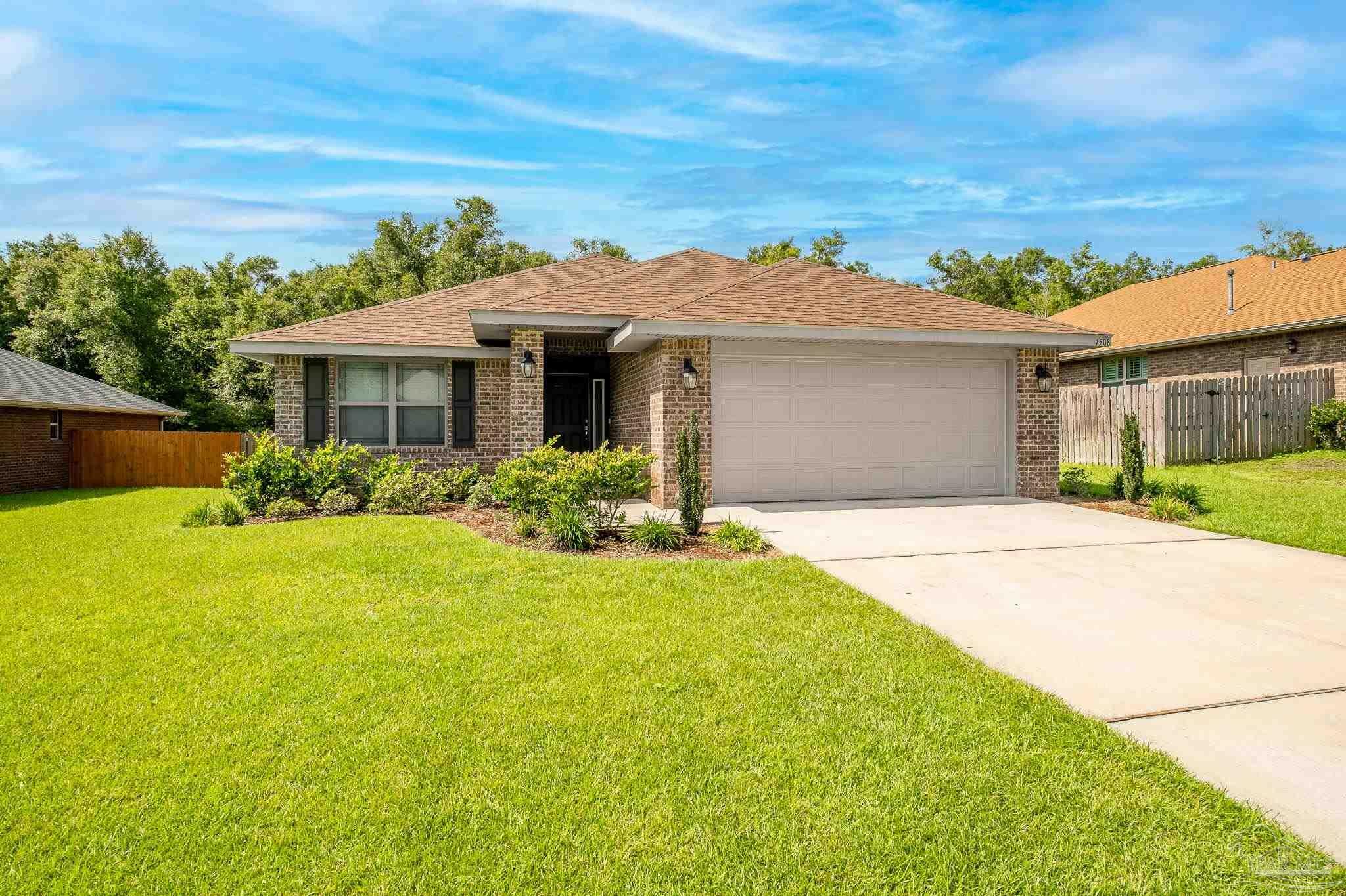 Property Photo:  4508 Piedmont Way  FL 32583 