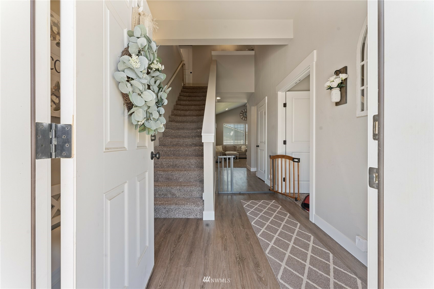 Property Photo: 336 S Nevada Avenue WA 98802