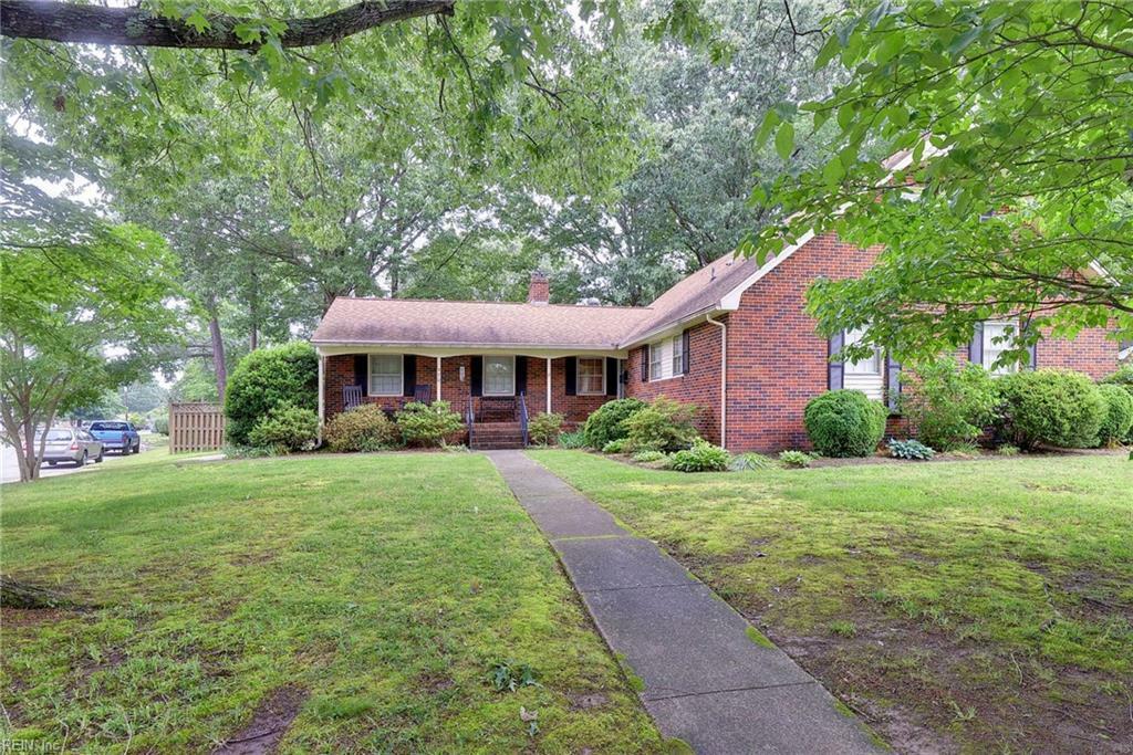 Property Photo:  420 Skipjack Road  VA 23602 