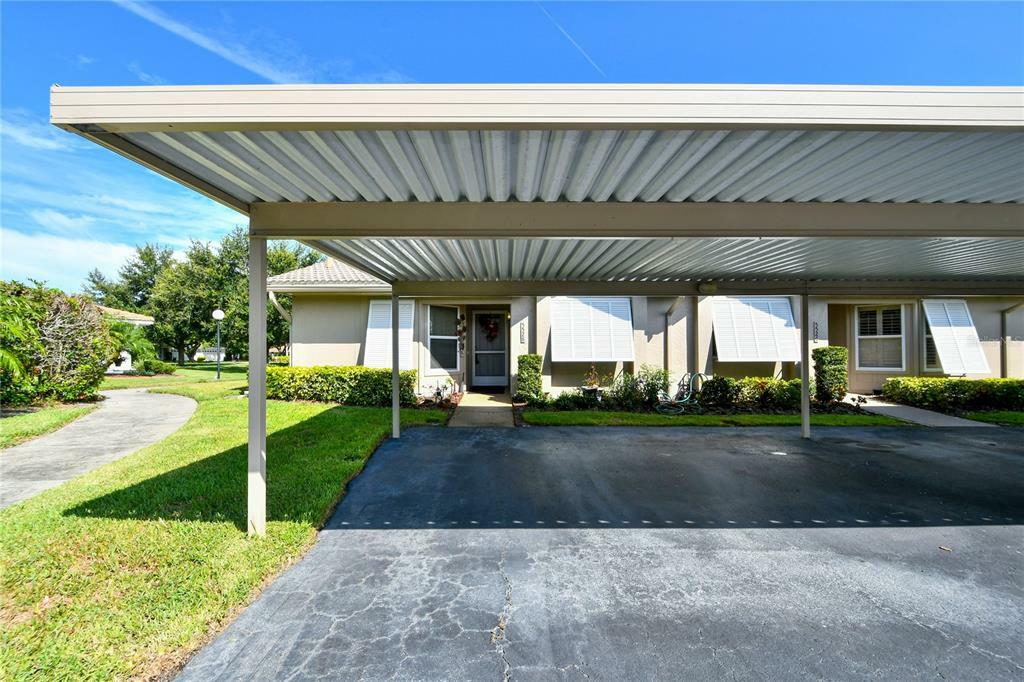 Property Photo: 5528 37th Street E 5528 FL 34203