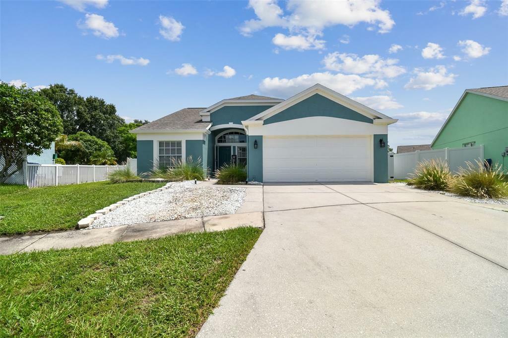 Property Photo:  327 Lookout Drive  FL 33572 