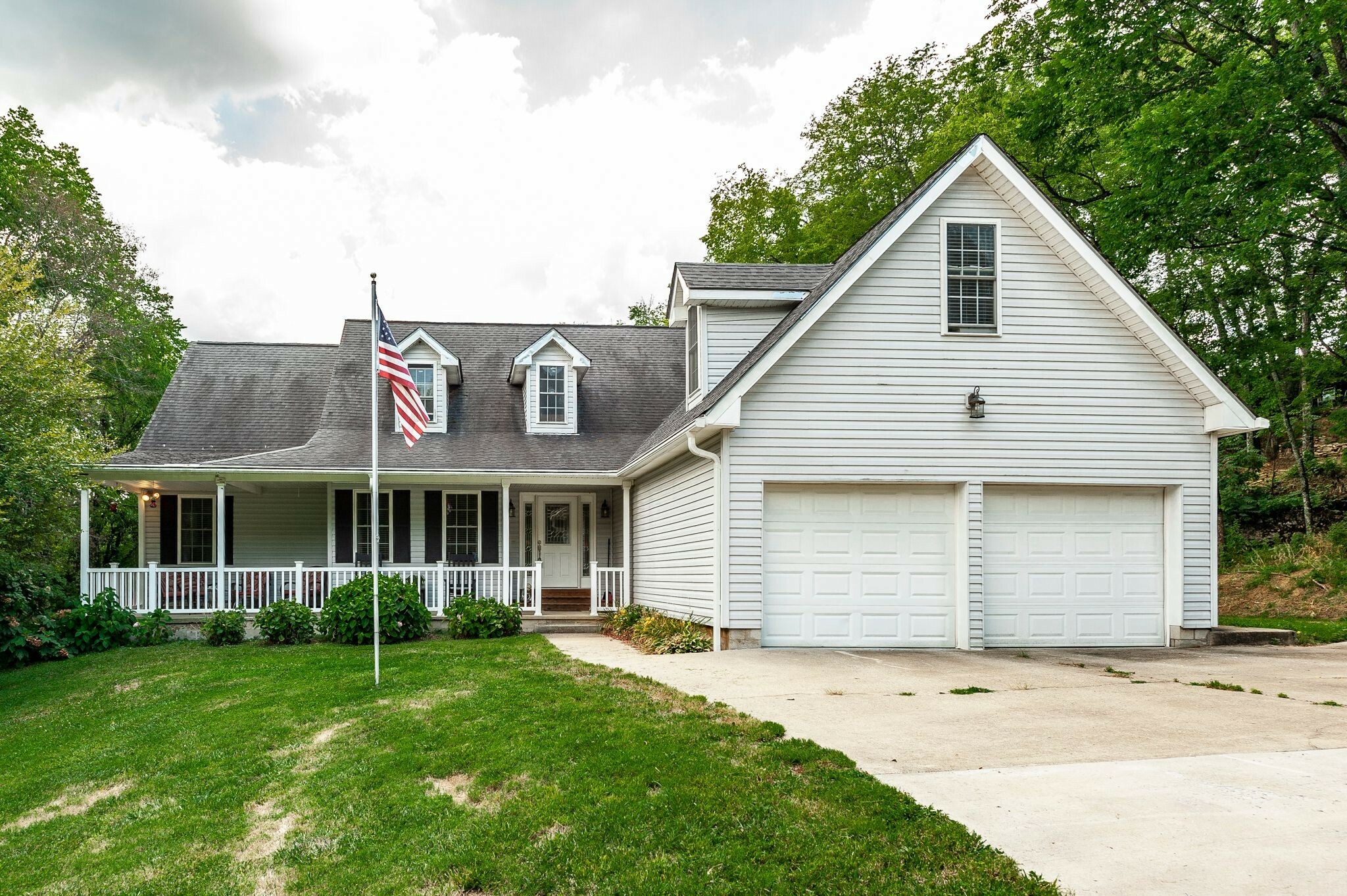Property Photo: 1256 Wolf Hill Rd TN 37022