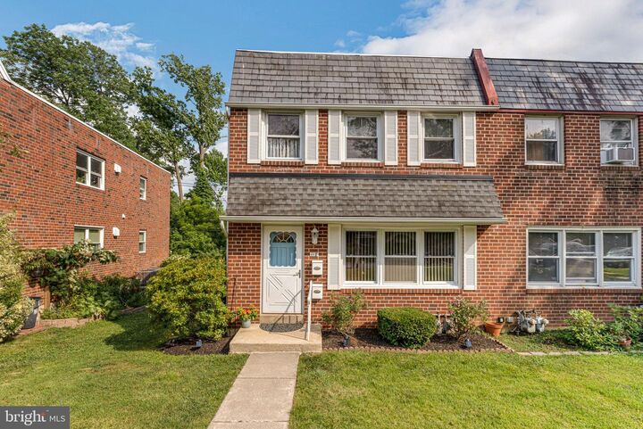 118 W Maryland Avenue  Aldan PA 19018 photo