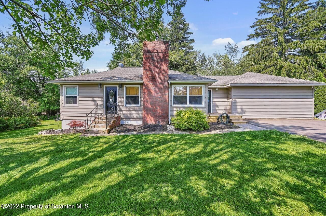 Property Photo:  112 Horseshoe Drive  PA 18444 