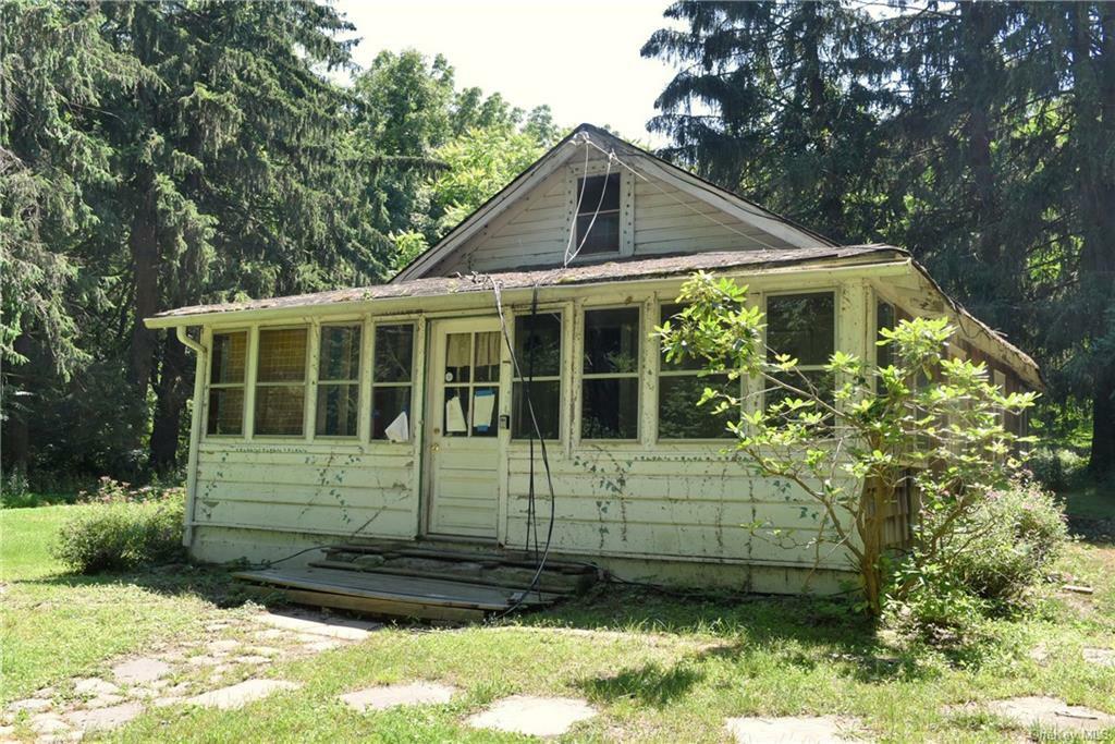Property Photo:  303 State Route 94 S  NY 10990 