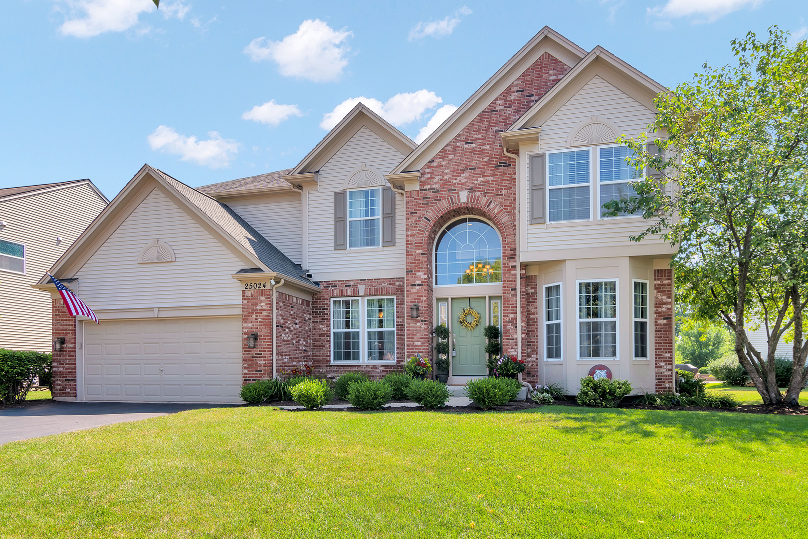 Property Photo: 25024 W Prairie Grove Drive IL 60585