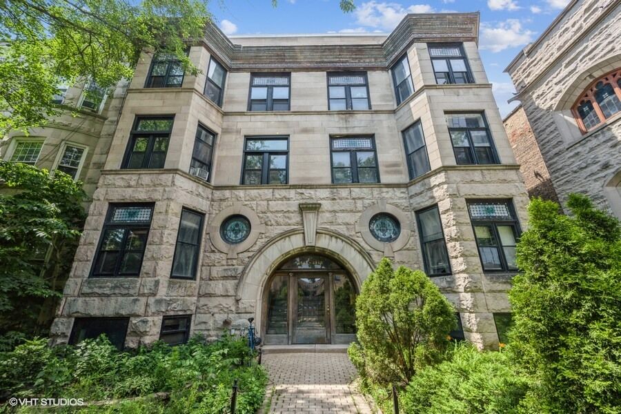 Property Photo:  4546 N Sheridan Road 1S  IL 60640 