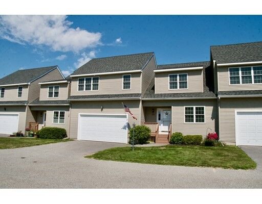 Property Photo: 121 Ariel Cir 121 MA 01590