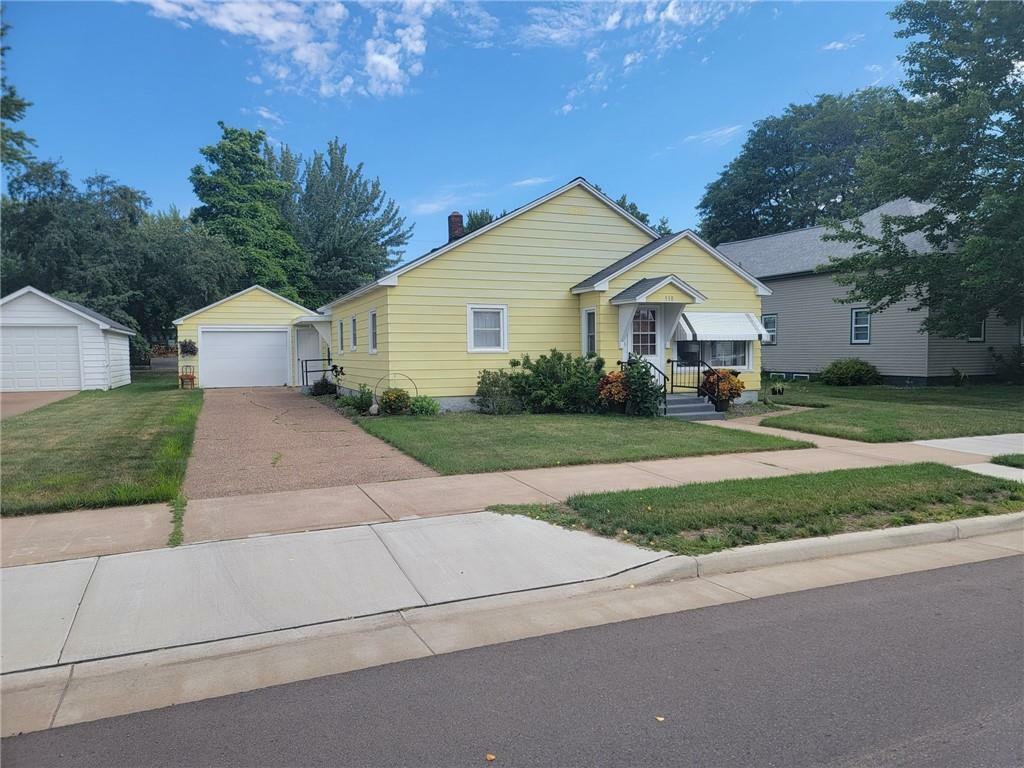 Property Photo:  510 W Elm Street  WI 54729 