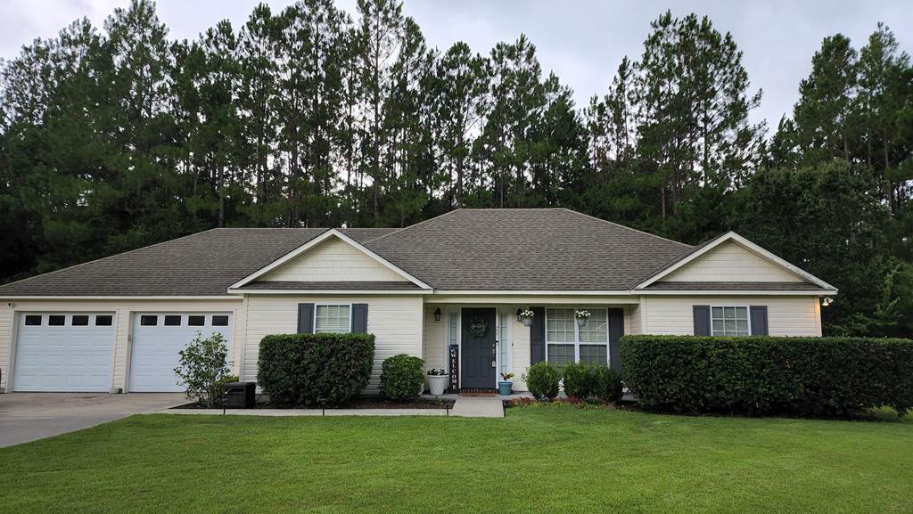 Property Photo: 27 Live Oak Trail GA 31635
