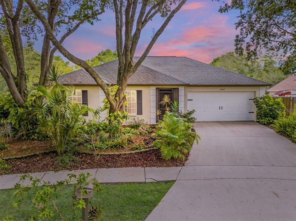 Property Photo:  1052 Malletwood Drive  FL 33510 