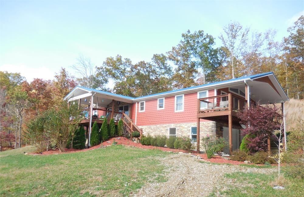 Property Photo: 1018 S Dogwood Drive KY 40403