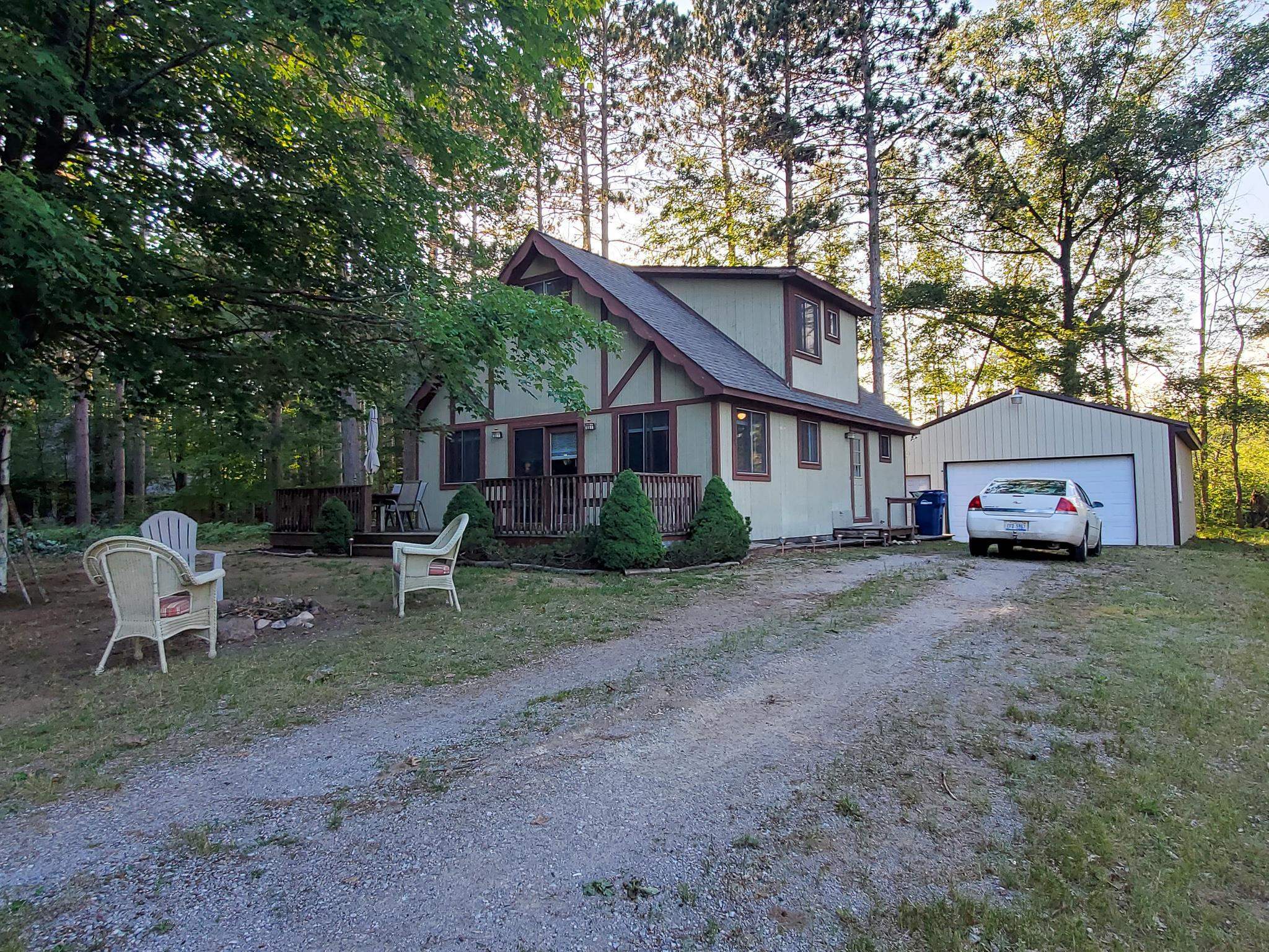 Property Photo:  3470 Pinehurst Dr  MI 48632 