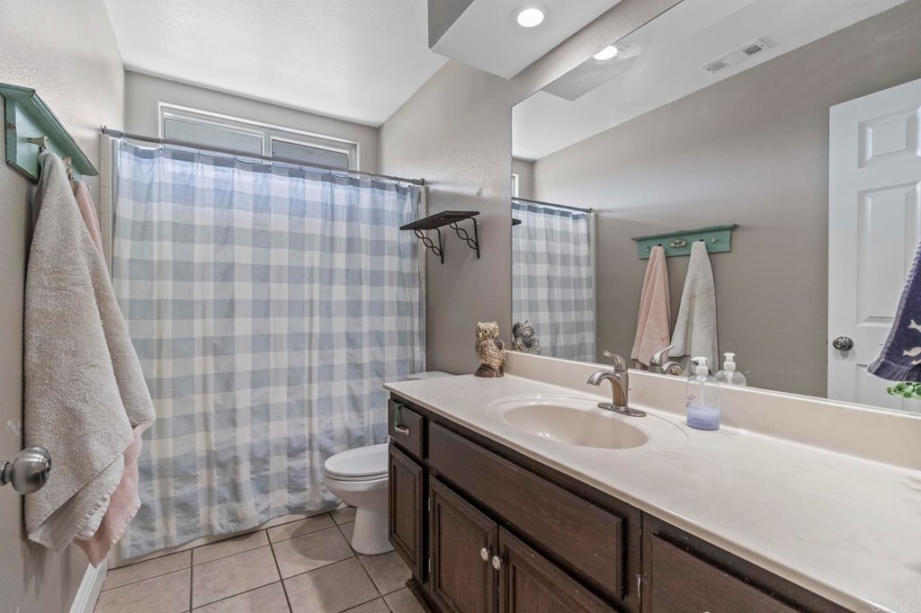 Property Photo: 167 Hope Street CA 92065