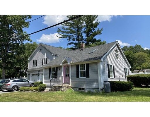 Property Photo:  4 Millbury Rd  MA 01540 