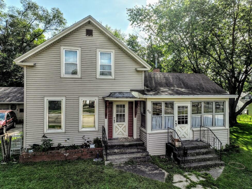 Property Photo:  408 Whitewater Ave  WI 53538 