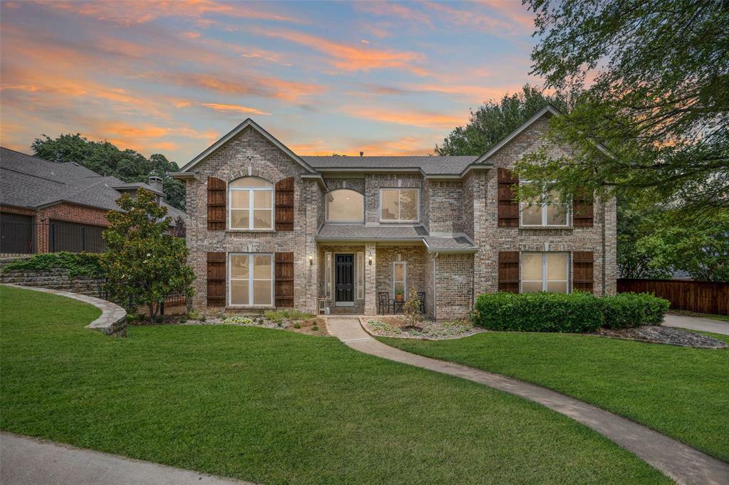 Property Photo:  3204 Shadow Wood Circle  TX 75077 