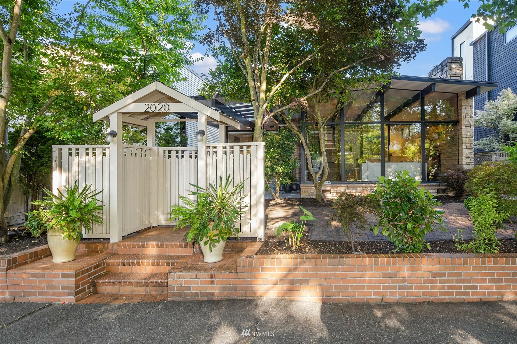 Property Photo:  2020 McGilvra Boulevard E  WA 98112 