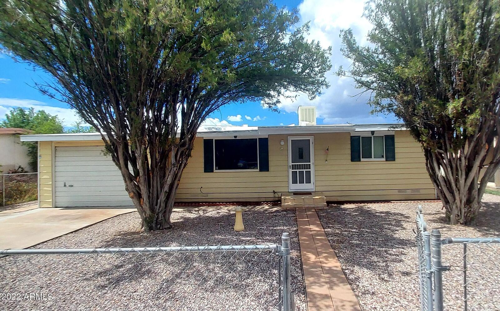 Property Photo:  109 E Yuma Street  AZ 85616 